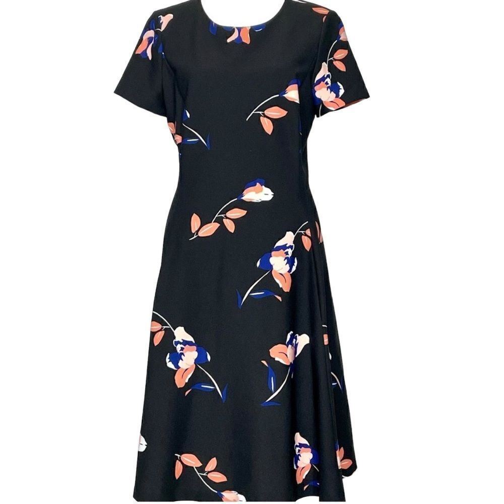 DKNY Black Floral Dress with Pockets!! Size 10